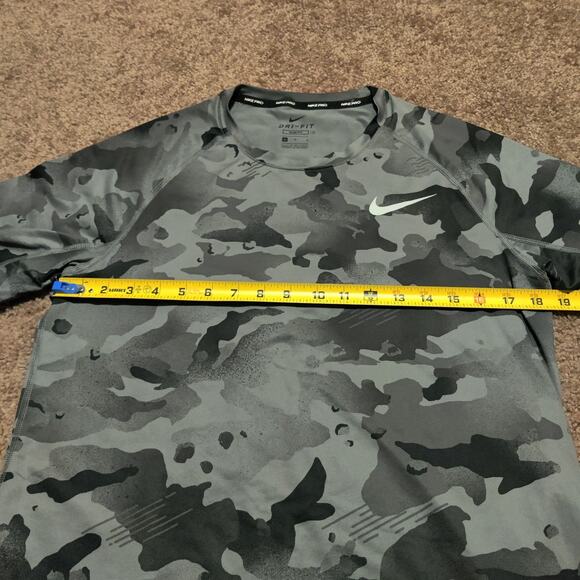 Nike Pro Shirt Mens Size M Gray Camo Dri-Fit Performance Training Tee - Picture 5 of 7